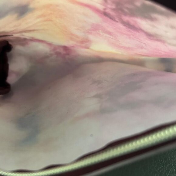 Mauve Tie-dye design makeup brush bag - Picture 2 of 2